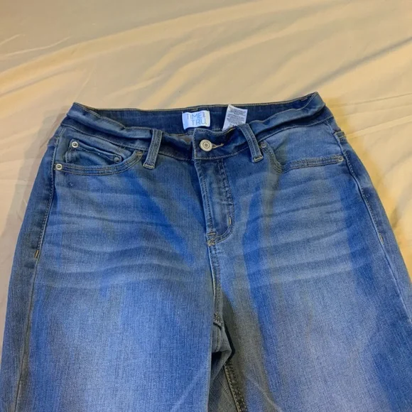 Time and Tru Blue Jeans - Picture 3 of 8